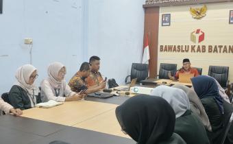 Bawaslu Batang Kupas Tuntas Adjudikasi: Dari Tata Ruang Sidang hingga Mekanisme Pengambilan Putusan