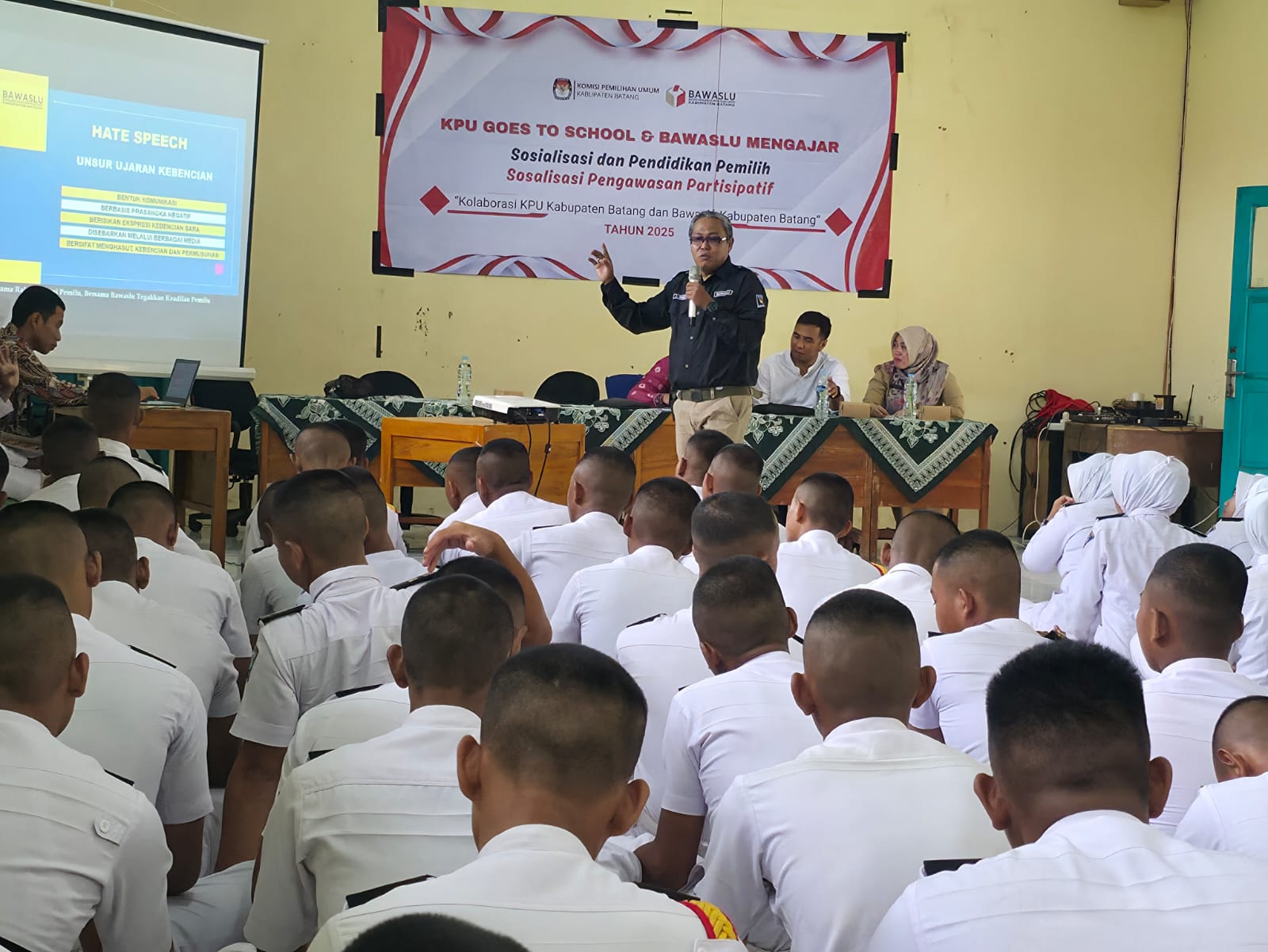 Bawaslu Batang Gelar "Bawaslu Mengajar" di SMK (SUPM) Nusantara, Dorong Pelajar Jadi Pengawas Partisipatif