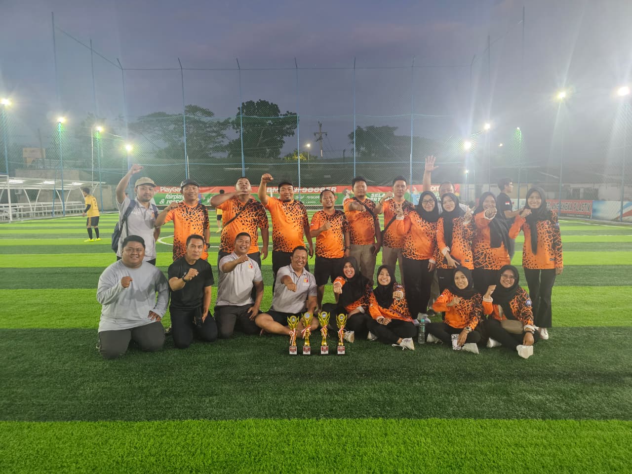 Bawaslu Batang Borong 4 Piala Pada Ajang Merdeka Fest Se Eks Karesidenan Pekalongan