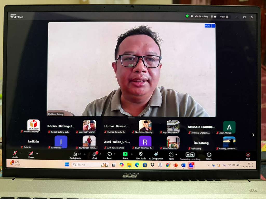Bawaslu Batang Gelar Rapat Persiapan Kegiatan P2P Daring Tahun 2025 