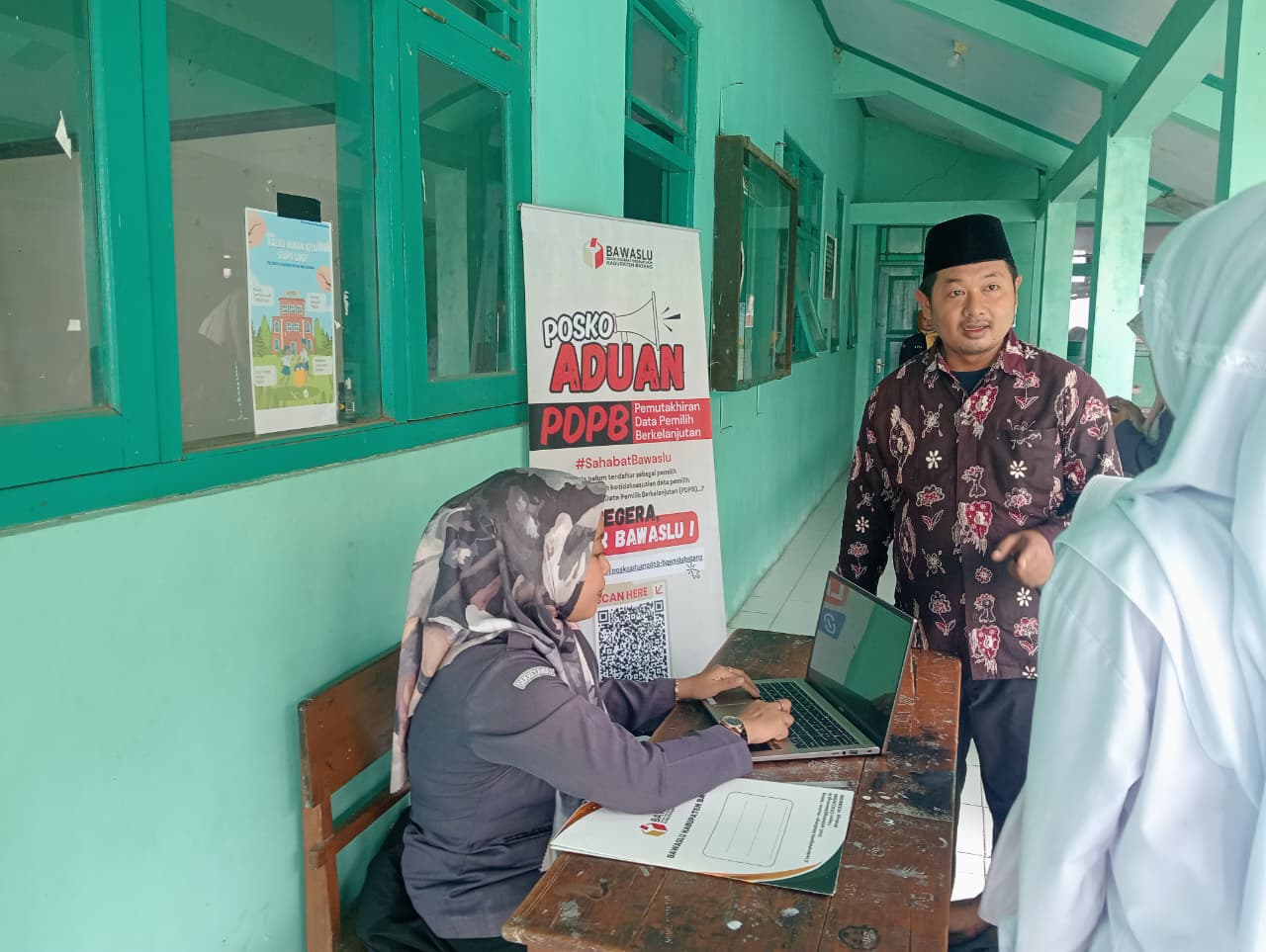 Jangan Sia-siakan Hak Pilih! Bawaslu Batang Ajak Siswa Jadi Pengawas Data Pemilih