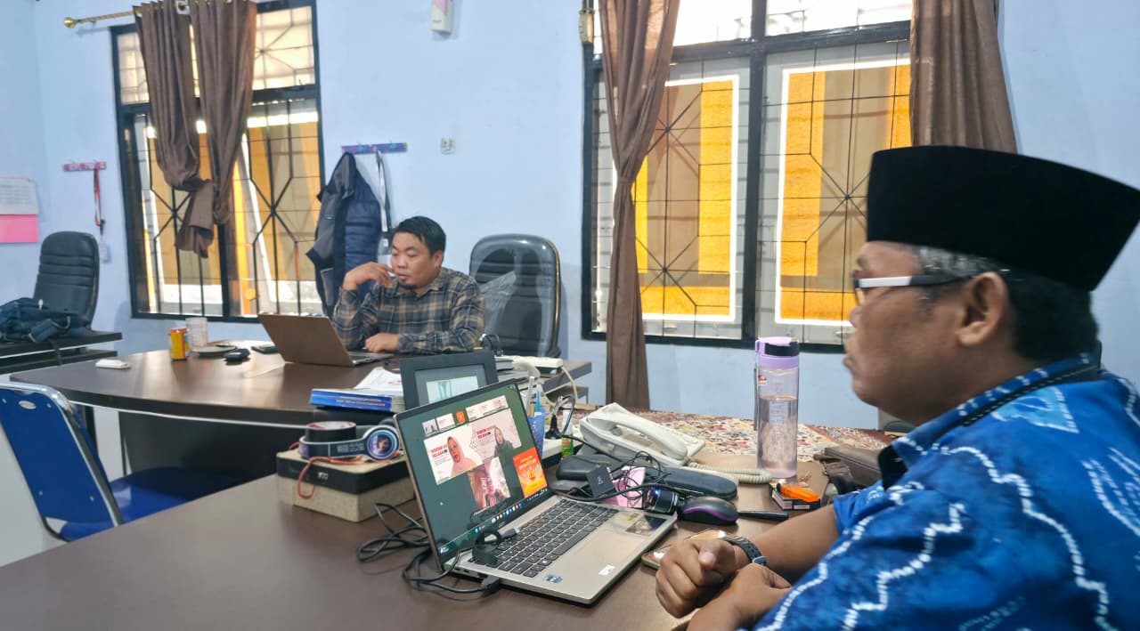 Bawaslu Kabupaten Batang Perkuat Kapasitas Hukum dalam Diskusi Hukum Selasa Seri ke-10 Bawaslu Jatim