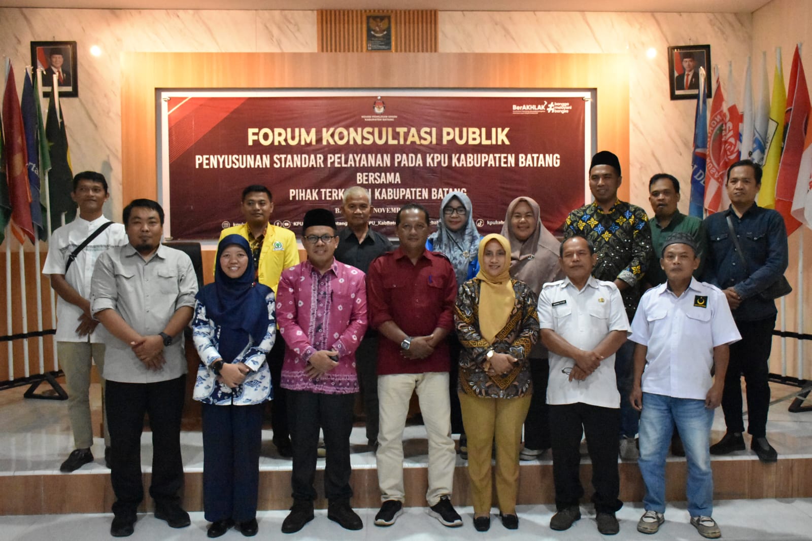 Bawaslu Batang Hadiri Forum Konsultasi Publik KPU Batang Bahas Pelayanan Informasi Publik