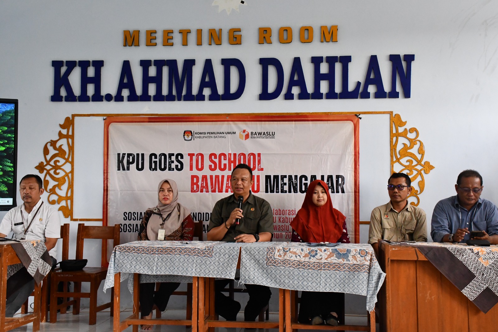 Bawaslu Mengajar di SMK Muhammadiyah Batang, Tanamkan Kesadaran Kepemiluan Sejak Dini