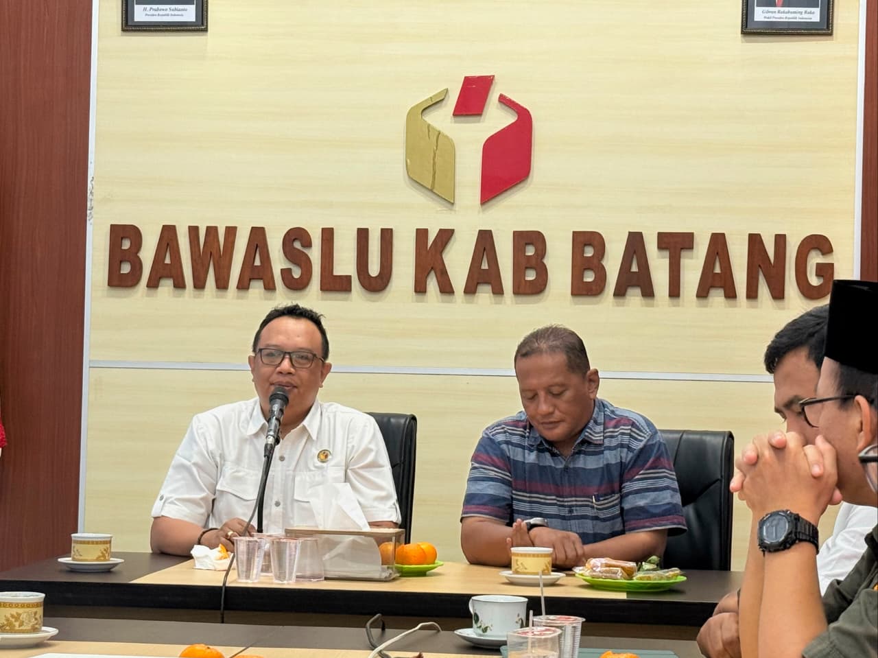 Bawaslu Batang dan KPU Perkuat Sinergi Pemutakhiran Data Pemilih Berkelanjutan