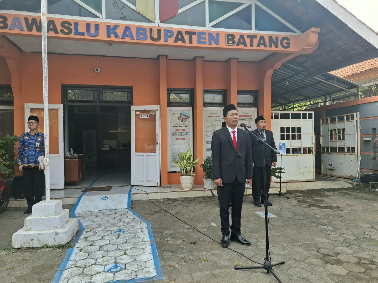 Bawaslu Batang Peringati Hari Kesaktian Pancasila