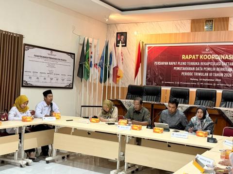 Bawaslu Batang Dorong Penguatan Aktenisasi kematian dan Pendataan Pemilih Disabilitas dalam PDPB Triwulan III