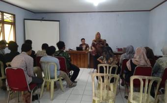  Rapat Koordinasi pengawasan tahapan Pemilu di kantor secretariat Panwaslucam Blado, Kamis (9 November 2023)