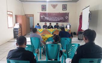 Panwaslucam Pecalungan Lakukan Monitoring Rapat Pleno Rekapitulasi DPSHP Tingkat Desa