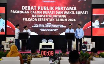 Bawaslu Batang Awasi Debat Perdana Paslon Bupati Batang