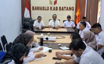 Bawaslu Batang Gelar Rapat Reguler: Perkuat Kinerja dan Koordinasi Program Kerja