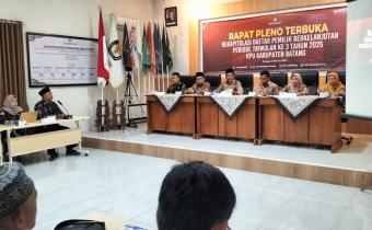 Bawaslu Batang Awasi Rapat Pleno Terbuka Rekapitulasi PDPB Triwulan III Tahun 2025