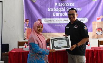 Bawaslu Batang Canangkan SMPN 02 Gringsing sebagai Sekolah Pengawasan