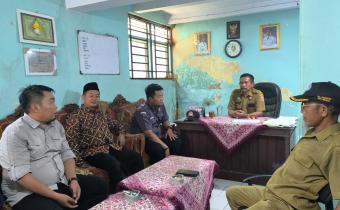 Tilik Desa, Bawaslu Batang Perkuat Komitmen Desa Adinuso dalam Pengawasan Partisipatif 