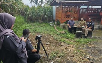 Ikhtiyar Membangun Kesadaran Politik Masyarakat