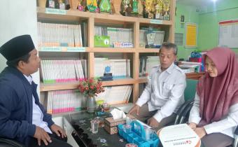 Perkuat Pengawasan Partisipatif, Bawaslu Batang Sambangi SMK NU Tulis Terkait Program "Bawaslu Mengajar" 