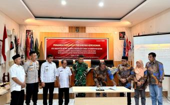 Saksikan MoU KPU dengan Stakeholder, Bawaslu Batang Tekankan Pentingnya kolaborasi dalam Pemutakhiran Data Pemilih