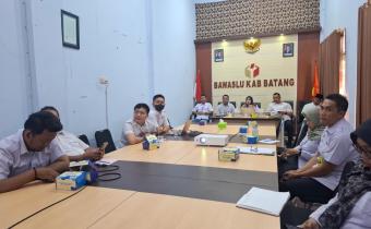 Bawaslu Kabupaten Batang Gelar Rapat Pengelolaan Kearsipan, Perkuat Sinergi dan Tertib Arsip