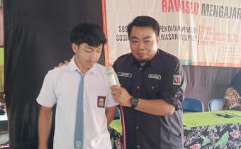 Gandeng Gen Z, Bawaslu Batang Tanamkan Jiwa Pengawas Partisipatif di SMA Negeri 2 Batang