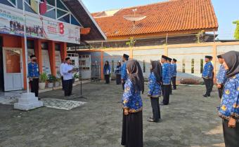 Bawaslu Batang Perkuat Semangat Nasionalisme melalui Upacara Harkitnas ke-118 