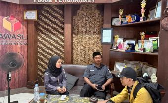 Terima Peneliti Mahasiswa Unsoed, Bawaslu Batang Beberkan Upaya Peningkatan Partisipasi Pemilih