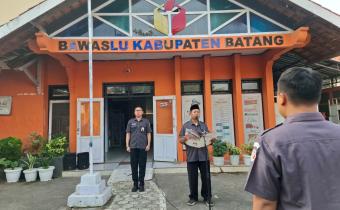 Niatkan Pengabdian kepada Bangsa, Bawaslu Batang Perkuat Komitmen Jelang Pelaksanaan P2P