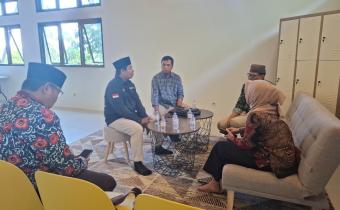 Bawaslu Batang Ajak Pelajar dan Guru Jadi Agen Demokrasi Melalui Konsolidasi Demokrasi