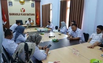 Divisi Penanganan Pelanggaran Bawaslu Batang Tingkatkan Kapasitas Jajaran Melalui POGAKUM
