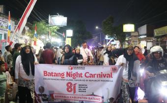 Bawaslu Batang Meriahkan Batang Night Carnival dengan Suguhan Kesenian Tongprek