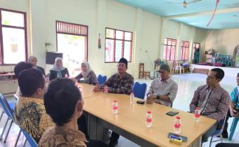 Konsolidasi Demokrasi di Ponowareng, Bawaslu Batang Perkuat Sinergi dengan Pemerintah Desa