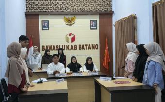 Bawaslu Kabupaten Batang Gelar Simulasi Mediasi Penyelesaian Sengketa Proses Pemilu